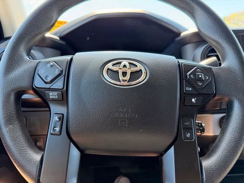 Used 2023 Toyota Tacoma SR AWD/4WD image 18