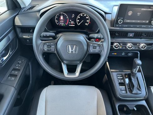 Used 2025 Honda CR-V LX image 13