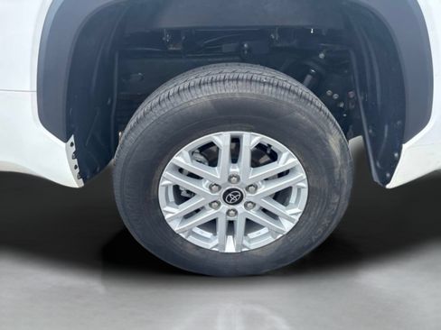 Used 2024 Toyota Tundra SR5 AWD/4WD image 32