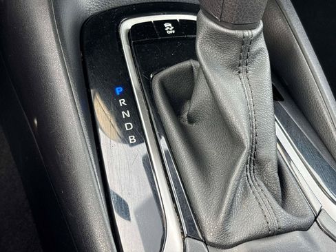 Used 2023 Toyota Corolla LE w/ Carpet Mat Package (TMS) FWD image 15