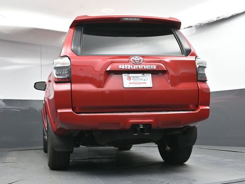 Certified 2024 Toyota 4Runner SR5 image 28