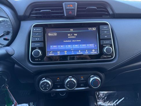 Used 2025 Nissan Versa S w/ S Plus Package image 14