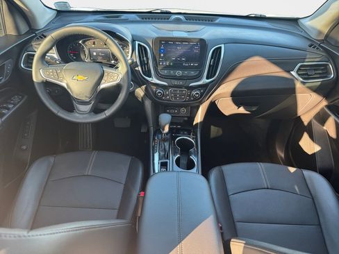 Used 2024 Chevrolet Equinox Premier AWD/4WD image 15