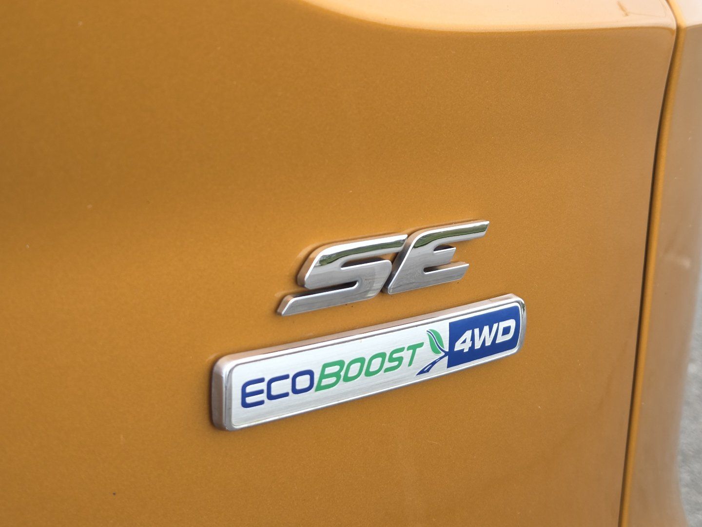 Used 2016 Ford Escape SE AWD/4WD image 8