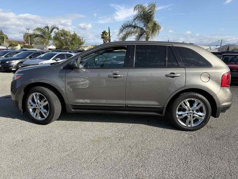 Used 2014 Ford Edge SEL w/ Equipment Group 205A FWD image 2