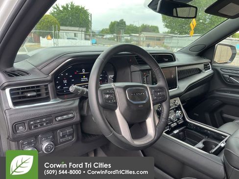 Used 2024 GMC Yukon Denali w/ Max Trailering Package AWD/4WD image 13