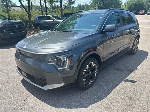 Used 2024 Kia Niro Wind FWD image 6