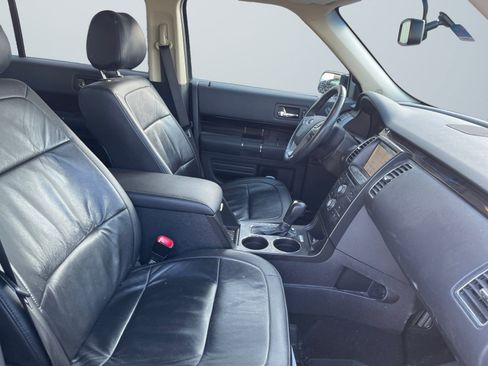 Used 2019 Ford Flex SEL w/ Equipment Group 202A image 17