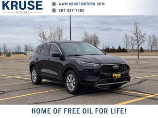 Used 2024 Ford Escape Active video 1
