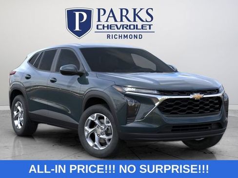 New 2026 Chevrolet Trax LS w/ LS Convenience Package FWD image 1