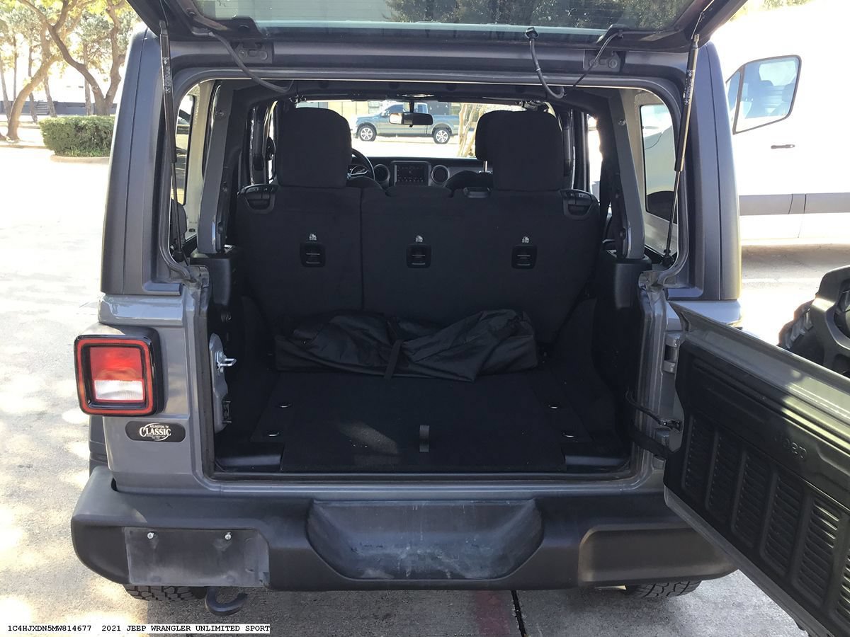 Used 2021 Jeep Wrangler Unlimited Sport AWD/4WD image 10