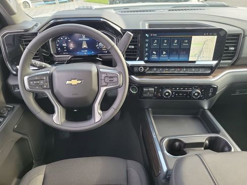 New 2026 Chevrolet Silverado 2500 LT w/ All Star Edition AWD/4WD image 4