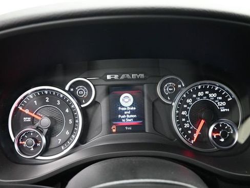 New 2026 RAM 1500 4x4 Crew Cab image 11