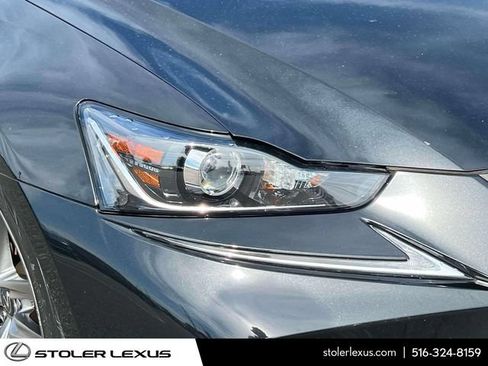 Used 2017 Lexus IS 300 F Sport w/ F Sport Package AWD/4WD image 15