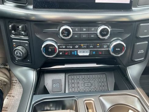 Used 2024 Ford F150 Lariat w/ Bed Utility Package AWD/4WD image 17