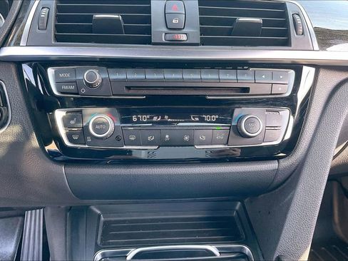 Used 2018 BMW 330i Sedan RWD image 35
