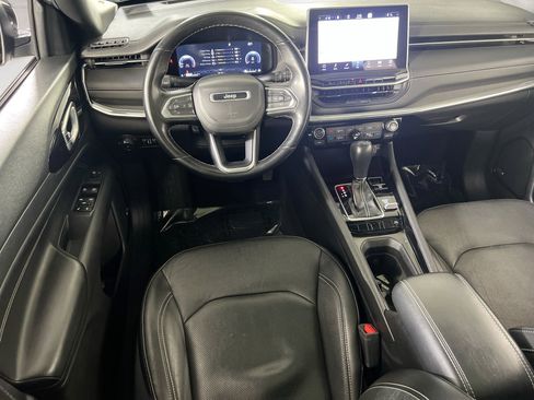 Used 2022 Jeep Compass High Altitude AWD/4WD image 22