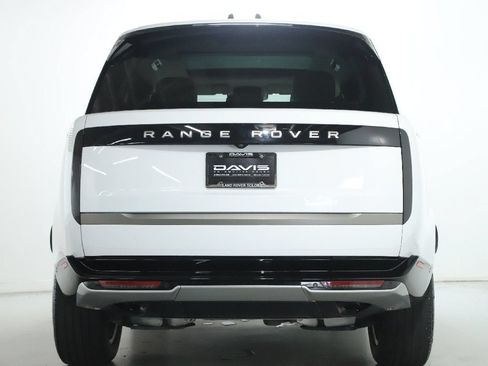 Used 2025 Land Rover Range Rover SE AWD/4WD image 7