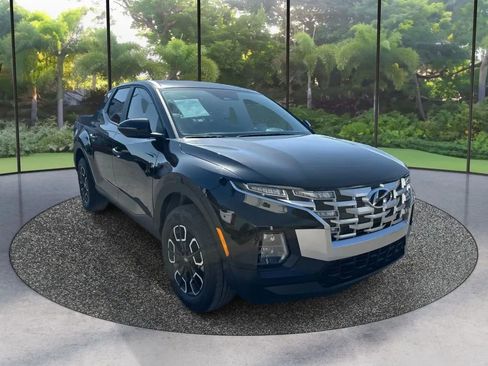 Used 2024 Hyundai Santa Cruz SEL FWD image 3