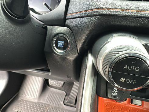 Used 2021 Toyota RAV4 Adventure image 17