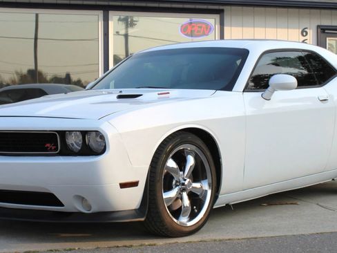 Used 2013 Dodge Challenger R/T Plus image 1