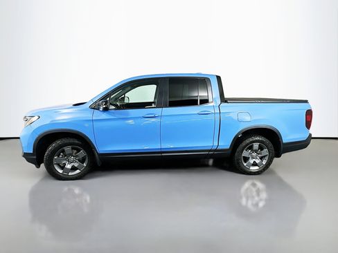 Certified 2025 Honda Ridgeline TrailSport image 4