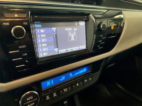 Used 2016 Toyota Corolla LE image 13