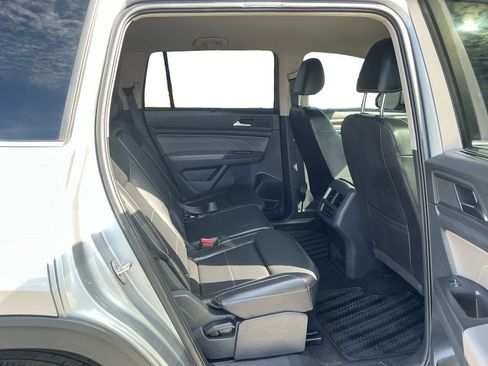 Used 2023 Volkswagen Atlas SE image 23