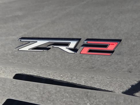 Used 2022 Chevrolet Colorado ZR2 w/ LPO, Power Package AWD/4WD image 8