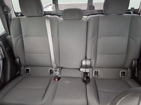 Used 2023 Jeep Gladiator Willys image 27