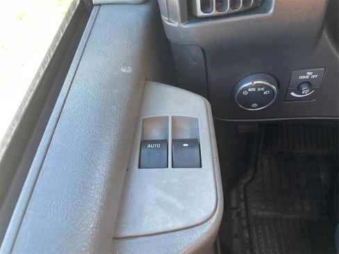 Used 2014 Chevrolet Express 2500 2500 Cargo image 48