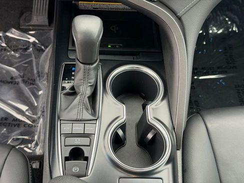 Used 2019 Toyota Camry XSE image 16