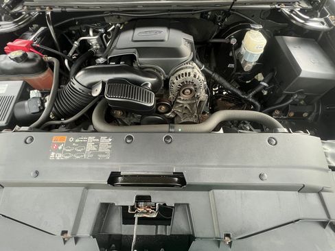 Used 2012 Chevrolet Tahoe LS AWD/4WD image 9