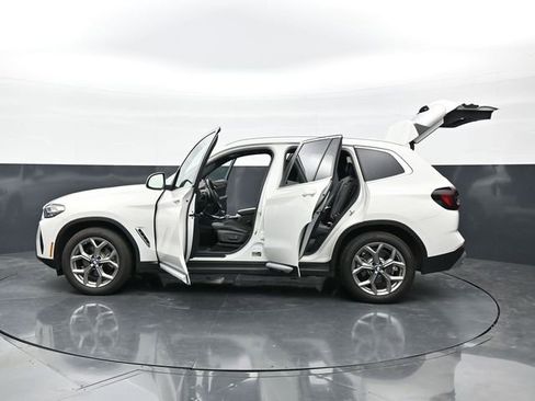 Used 2024 BMW X3 xDrive30i w/ Premium Essential Package AWD/4WD image 46