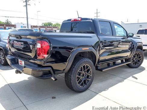 New 2026 GMC Canyon AT4 w/ Technology Plus Package AWD/4WD image 9