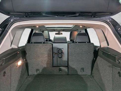 Used 2017 Volkswagen Tiguan Wolfsburg Edition image 6