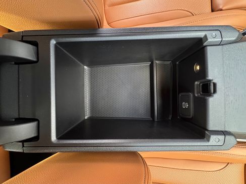 Used 2023 BMW 430i xDrive Convertible w/ M Sport Package image 46