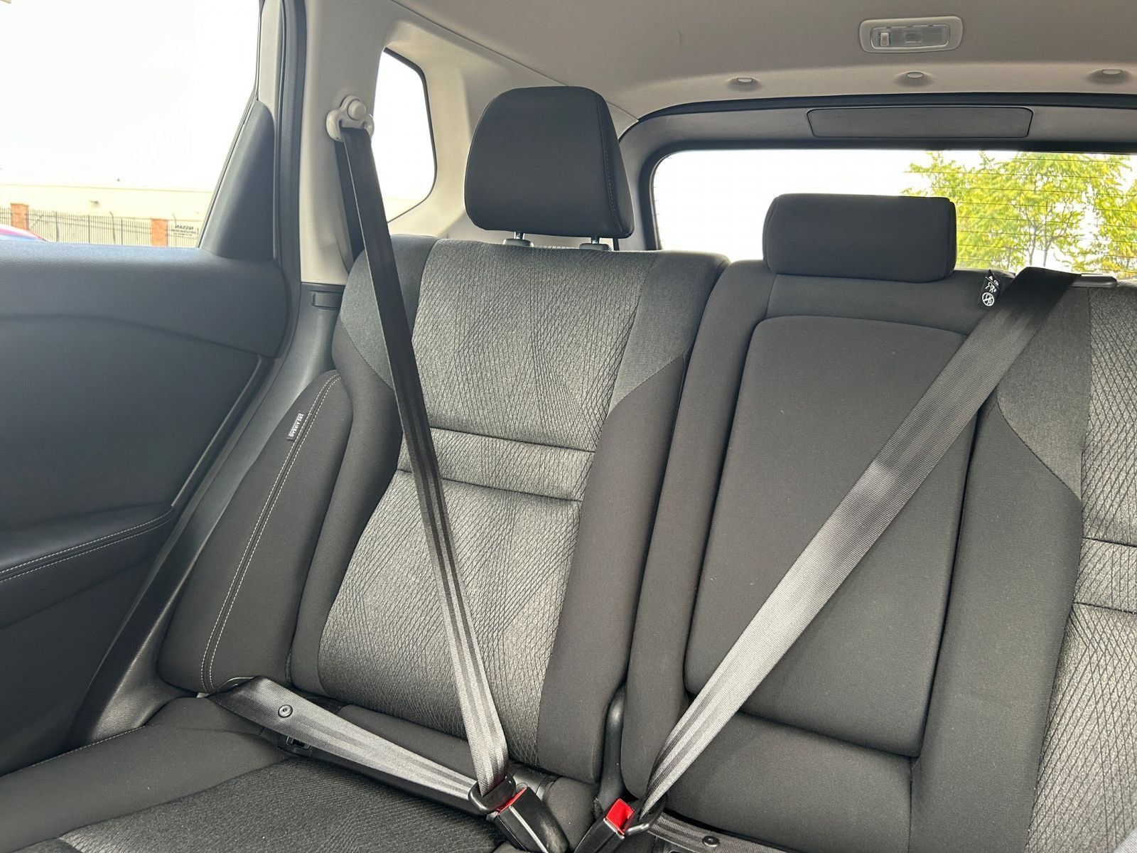 Used 2025 Nissan Rogue SV FWD image 34