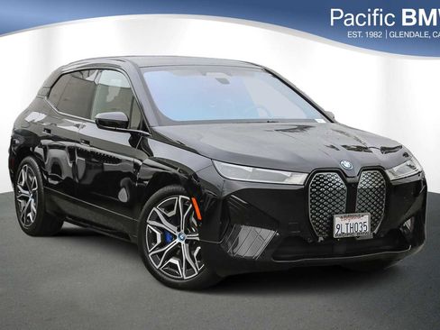 Used 2025 BMW iX xDrive50 w/ Premium Package image 1