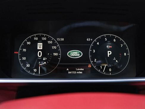 Used 2017 Land Rover Range Rover Sport SVR image 39
