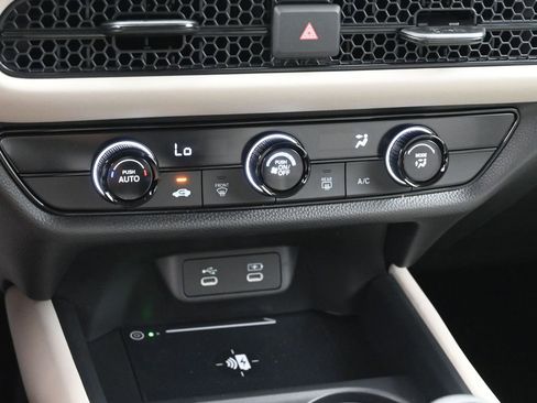 Used 2026 Honda HR-V LX image 14