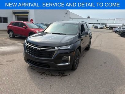 Used 2023 Chevrolet Traverse LT