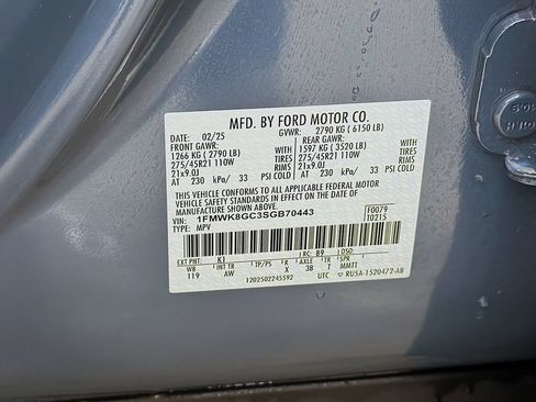 Used 2025 Ford Explorer ST AWD/4WD image 45