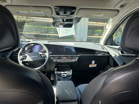 New 2025 Kia Niro Wave image 17