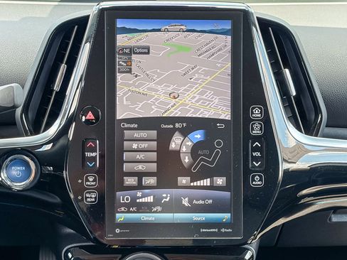 Used 2022 Toyota Prius Prime XLE FWD image 13