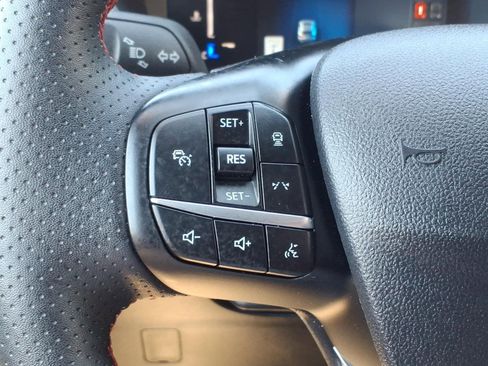 Certified 2025 Ford Escape ST-Line Select w/ Tech Pack #1 AWD/4WD image 25