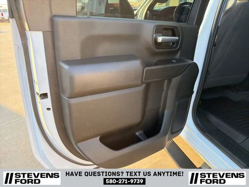 Used 2022 Chevrolet Silverado 2500 Custom w/ Custom Value Package AWD/4WD image 34