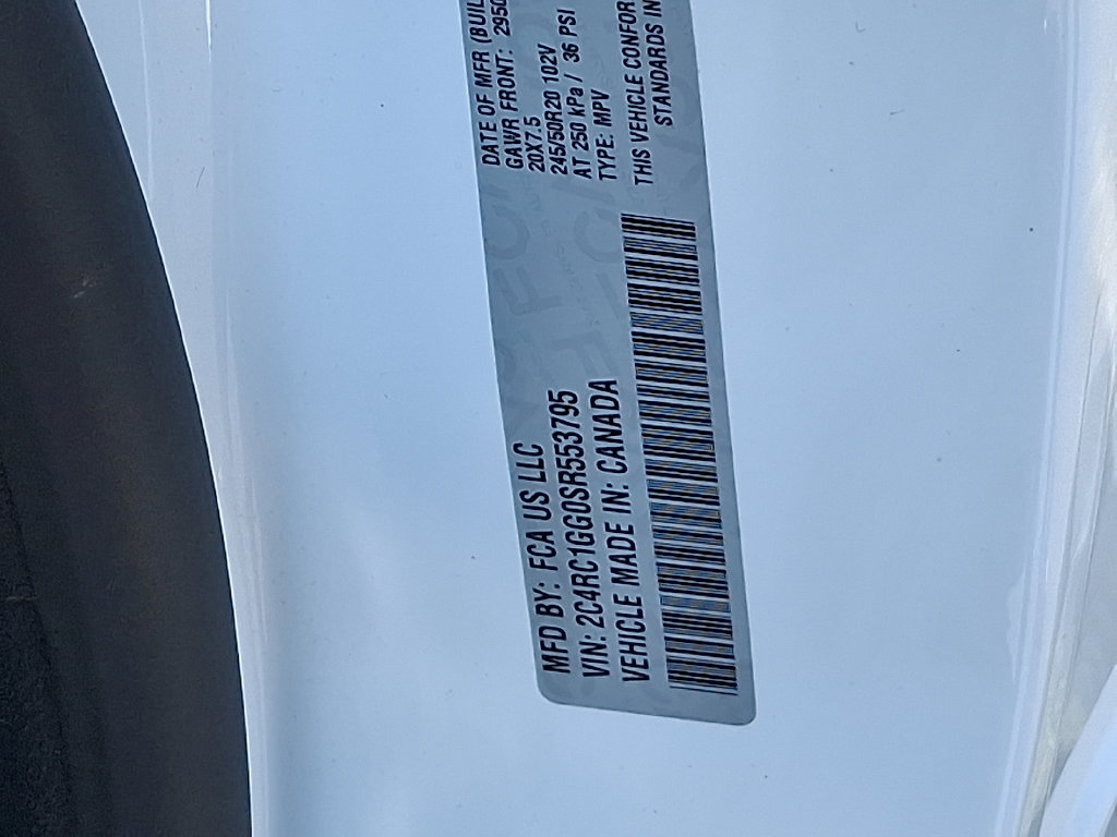 Used 2025 Chrysler Pacifica Limited FWD image 31