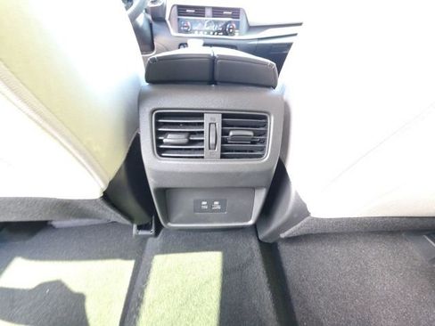 Used 2023 Nissan Rogue SV FWD image 24