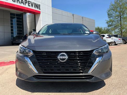 Used 2024 Nissan Sentra SV image 3